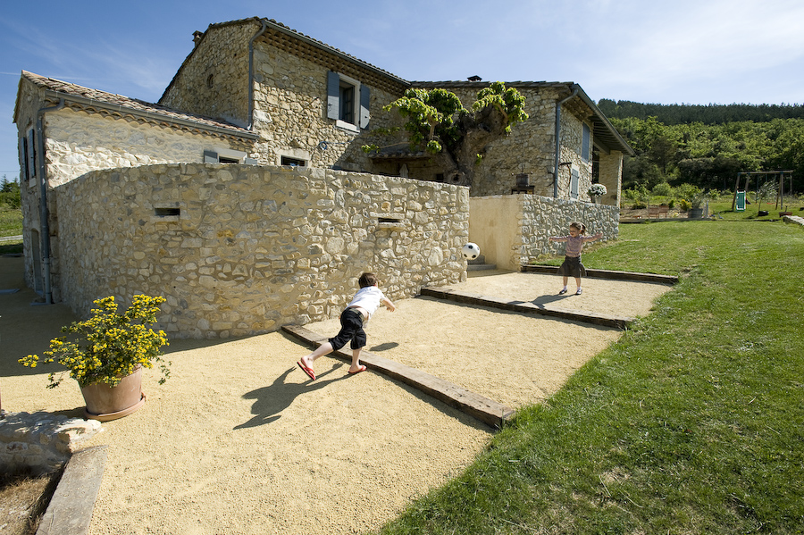 Allée et escalier de jardin en sable stabilisé Artevia® Sable
