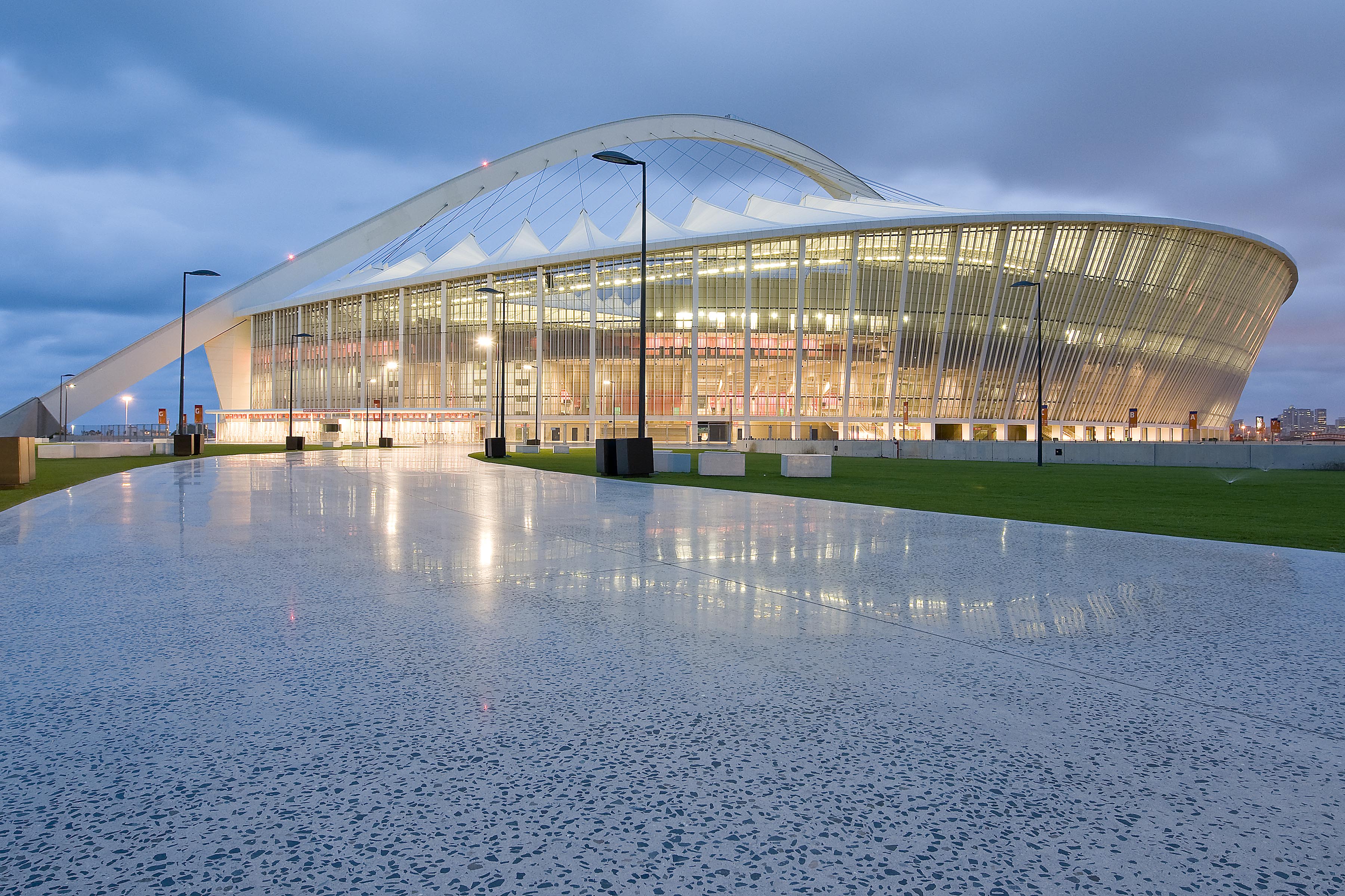 Surface commerciale de loisirs et aires de jeux en béton poli Artevia®Poli