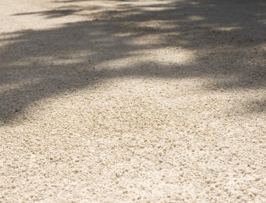 Aménagement voirie et parking en sable stabilisé Artevia® Sable