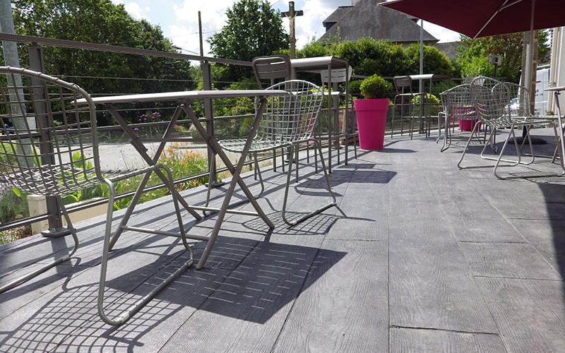 Terrasse de jardin en béton imprimé Artevia Empreinte